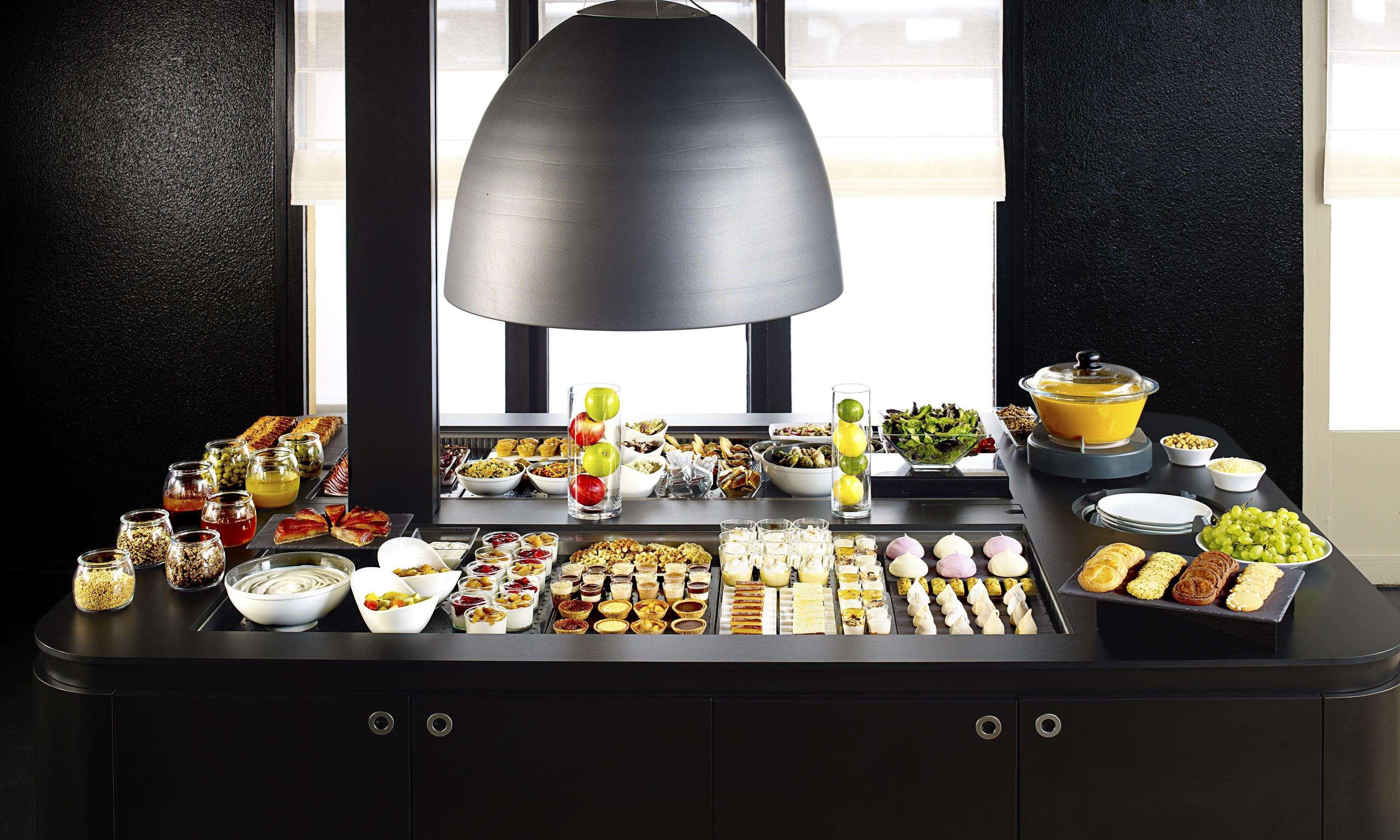 Kyriad Direct Marseille Ouest - Мартиг Экстерьер фото