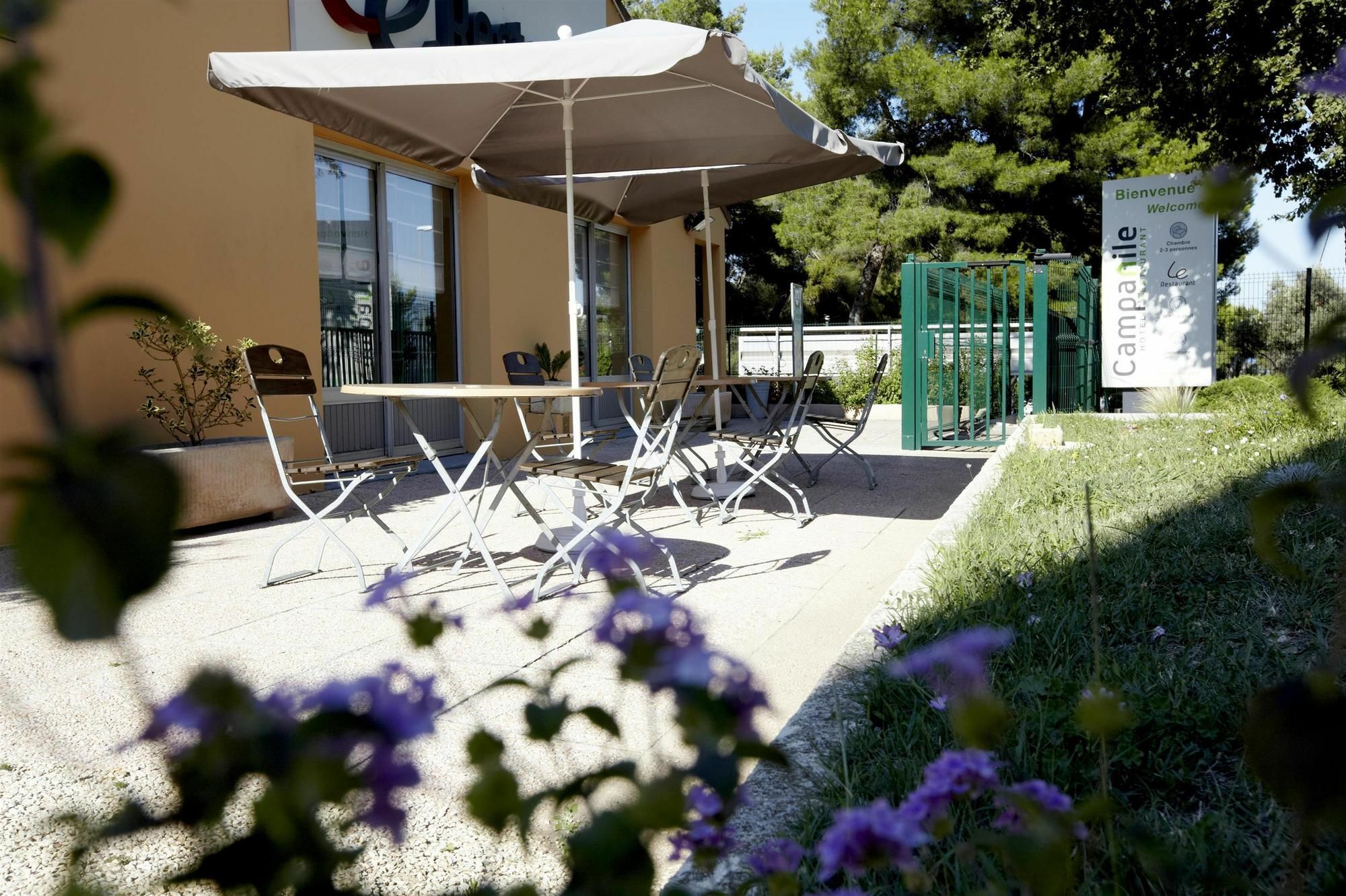 Kyriad Direct Marseille Ouest - Мартиг Экстерьер фото