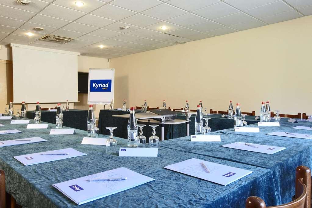 Kyriad Direct Marseille Ouest - Мартиг Удобства фото